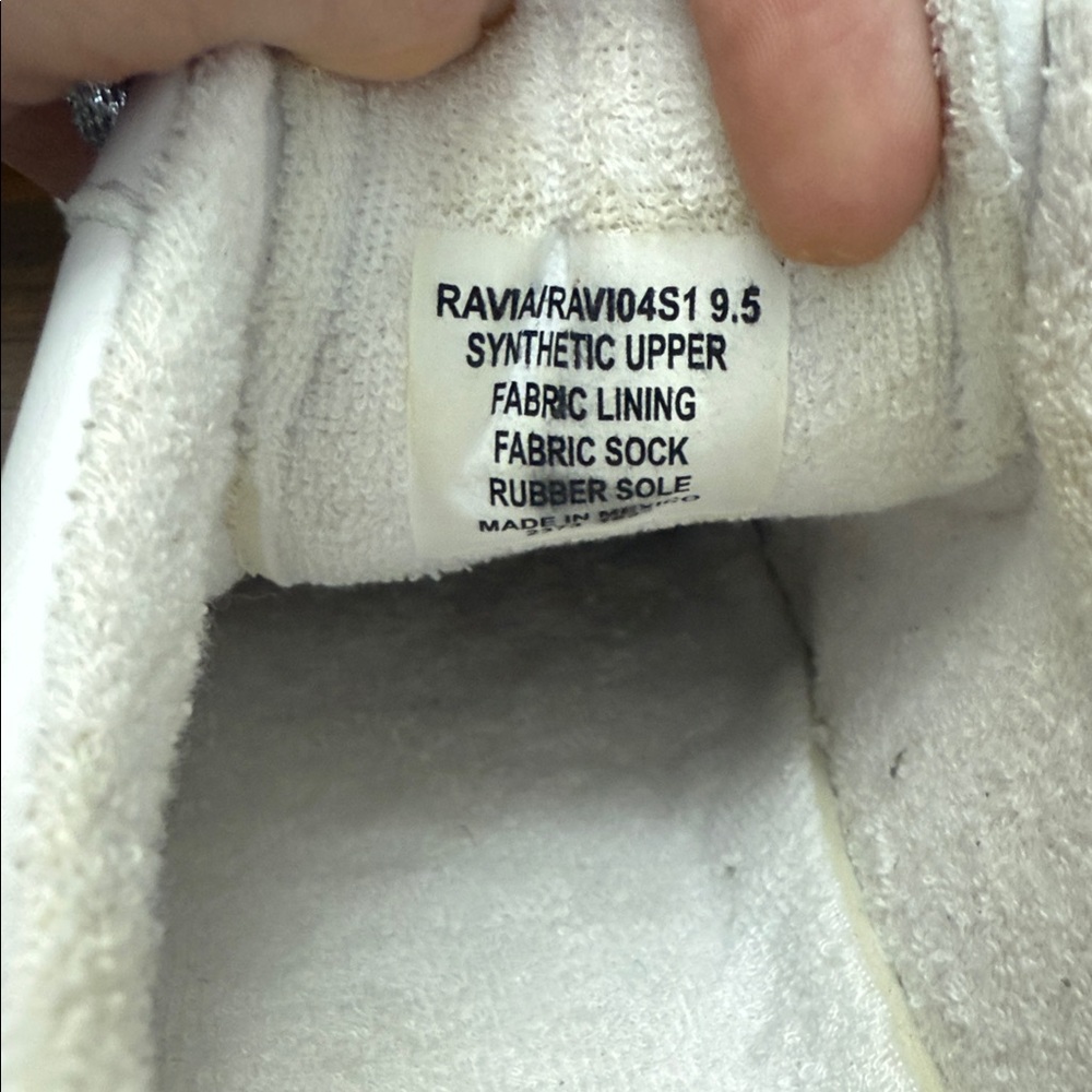 Steve Madden White and Silver Sneakers Size 9.5 Shoes - Picture 13 of 16